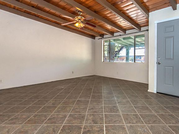 4th image of 2656 N Chrysler Ave
