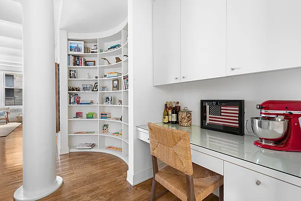 Sold by Compass | media 5