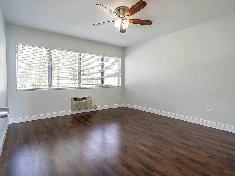 7927 East Dr #274 — Photo 20