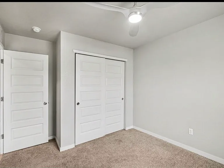 3208 Sandy Harbor Dr — Photo 3