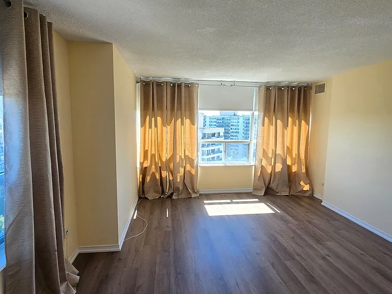 11 Townsgate Dr #1510 — Photo 26