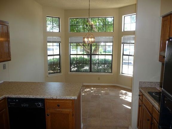 4th image of 5983 Catalina Sunrise Dr