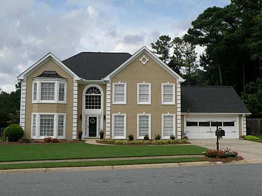 2nd image of 532 Chapman Ln