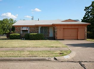 4414 Wyoming St, Dallas, TX 75211