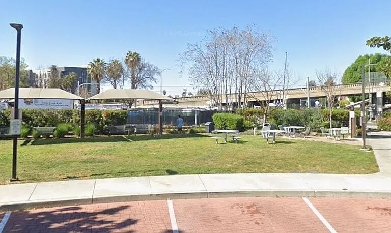 326 Bautista Pl — Photo 25