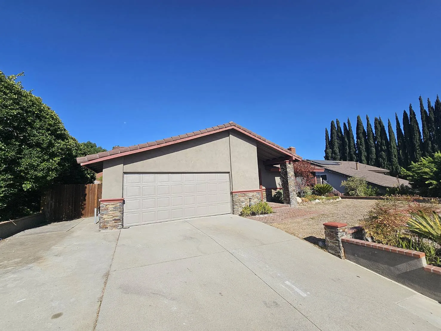 4 bed, 1742 sqft, $3,795 — Photo 3