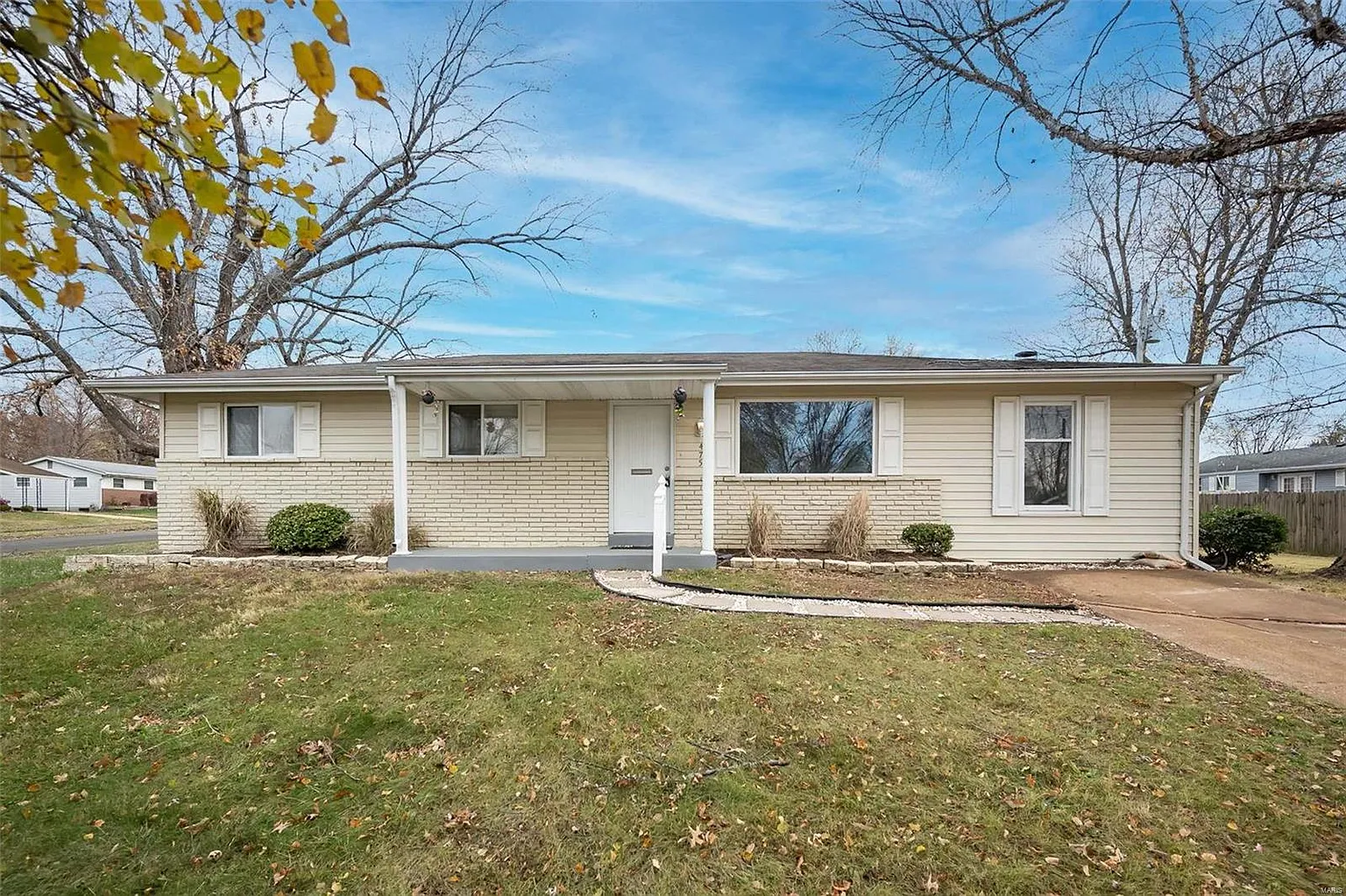 475 Jana Dr photo 1