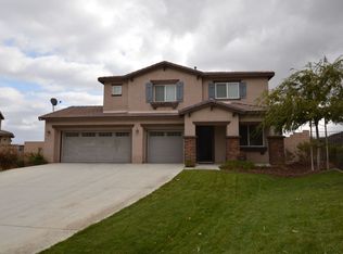 29332 Point Shore Dr, Lake Elsinore, CA 92530