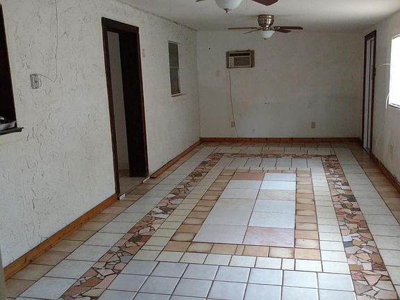 4th image of 1716 29th Ave