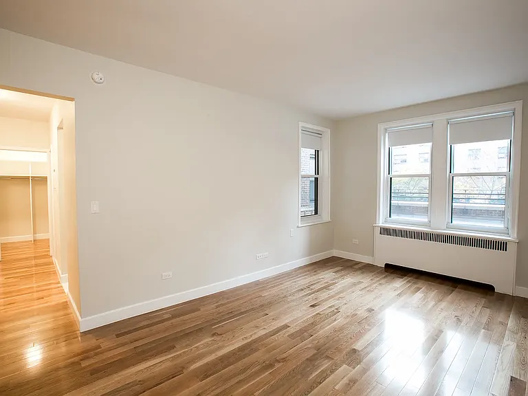 364 W 18th St #3M — Photo 2