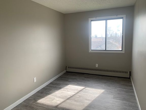 5th image of 8111 C 96th St #A-303key-3