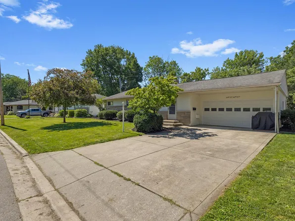 3183 Lotz Dr, Grove City, OH 43123