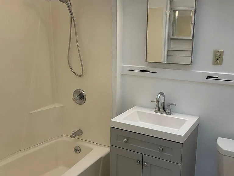 79-93 S Main St #79-93M — Photo 15
