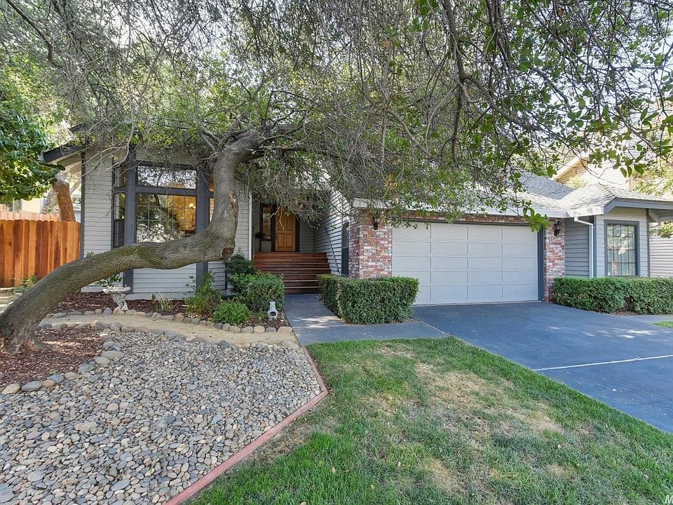 1st image of 8484 Whispering Oak Ln
