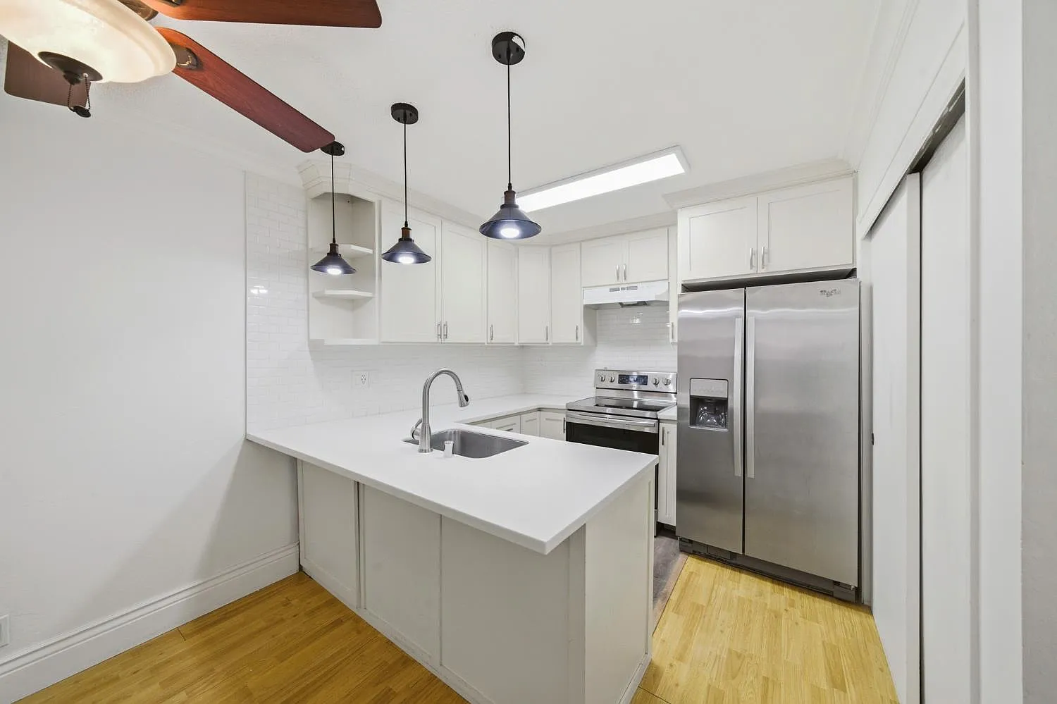 2 bed, 795 sqft, $1,750 — Photo 4