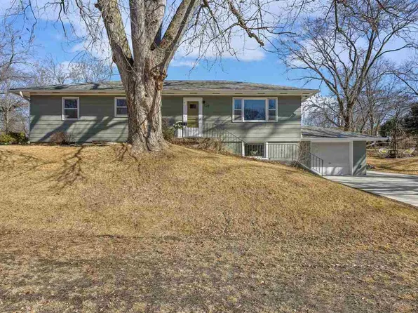 528 Beldon Ave, Iowa City, IA 52246