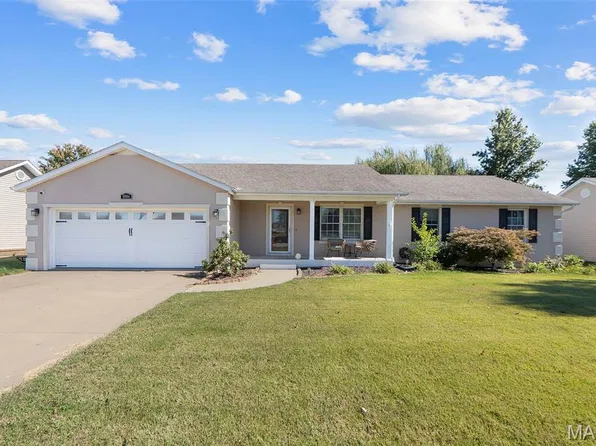 1006 Clearwater Rd, Sikeston, MO 63801