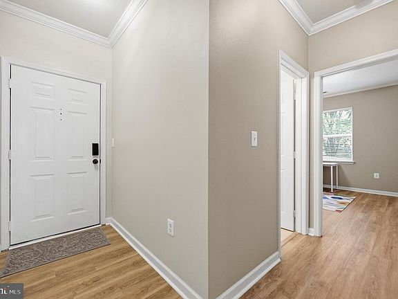 4th image of 19623 Galway Bay Cir APT 203