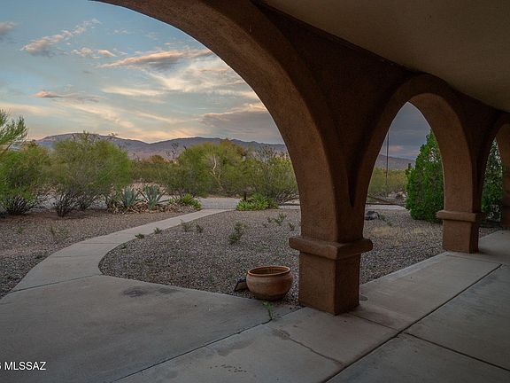 4th image of 10565 E Fort Lowell Rd