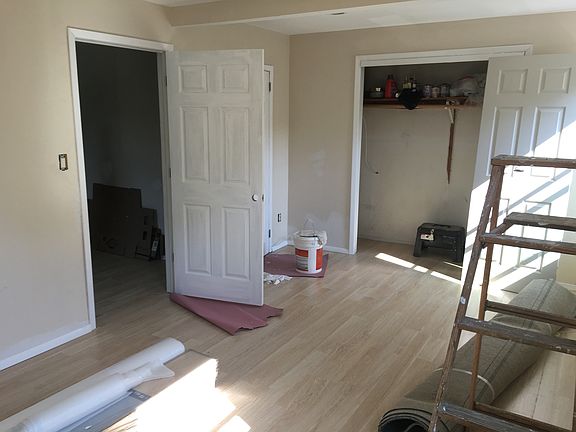 5th image of 454 Grand Ave APT 2
