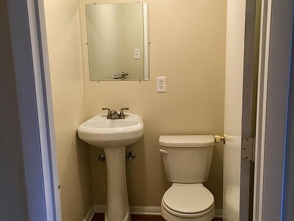 1/2 Bath 1st Floor