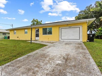 393 NW Curtis Street, Port Saint Lucie, FL, 34983