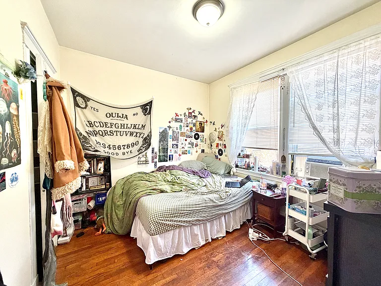 318 Summit Ave #9 — Photo 8