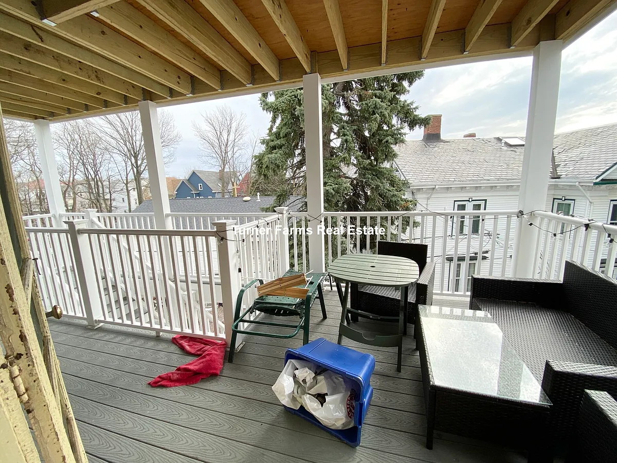 Building Photo - 11 Romsey St #3F