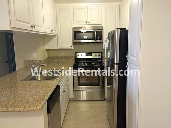 3rd image of 418 Pier Ave APT 102