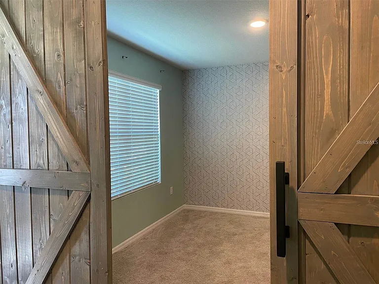1682 Bay Breeze Dr — Photo 8