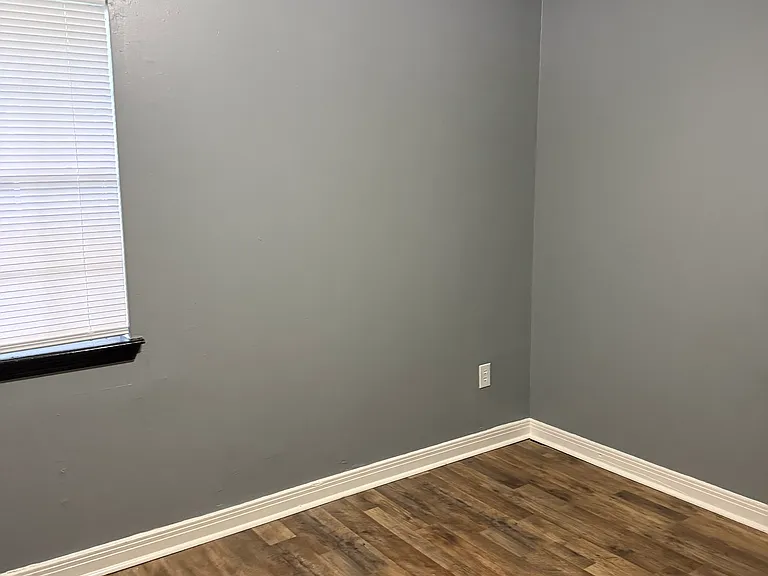 704 Smart St — Photo 2