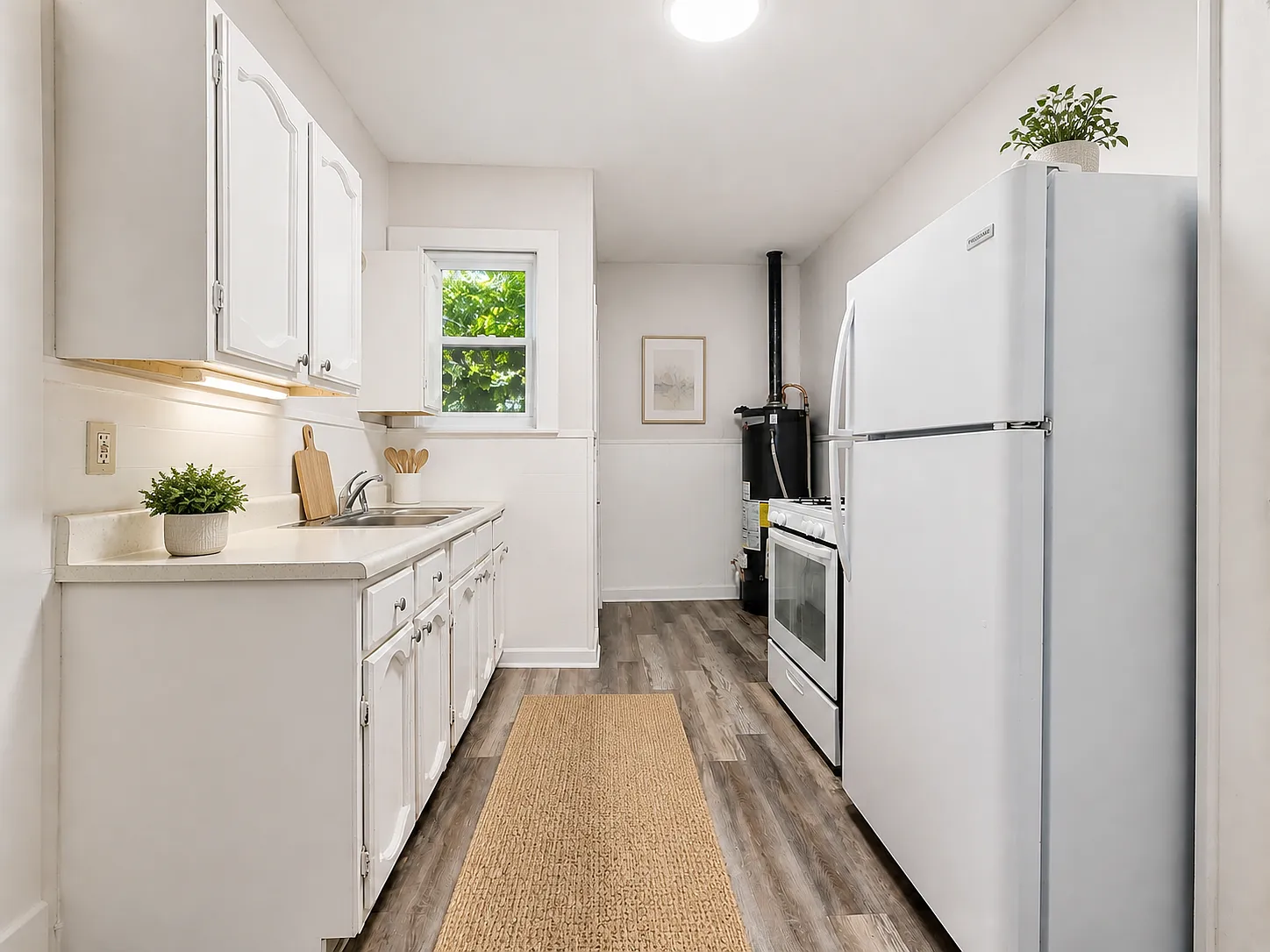 2 bed, 900 sqft, $839 — Photo 3