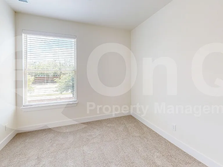 313 Buck Ridge Dr — Photo 13