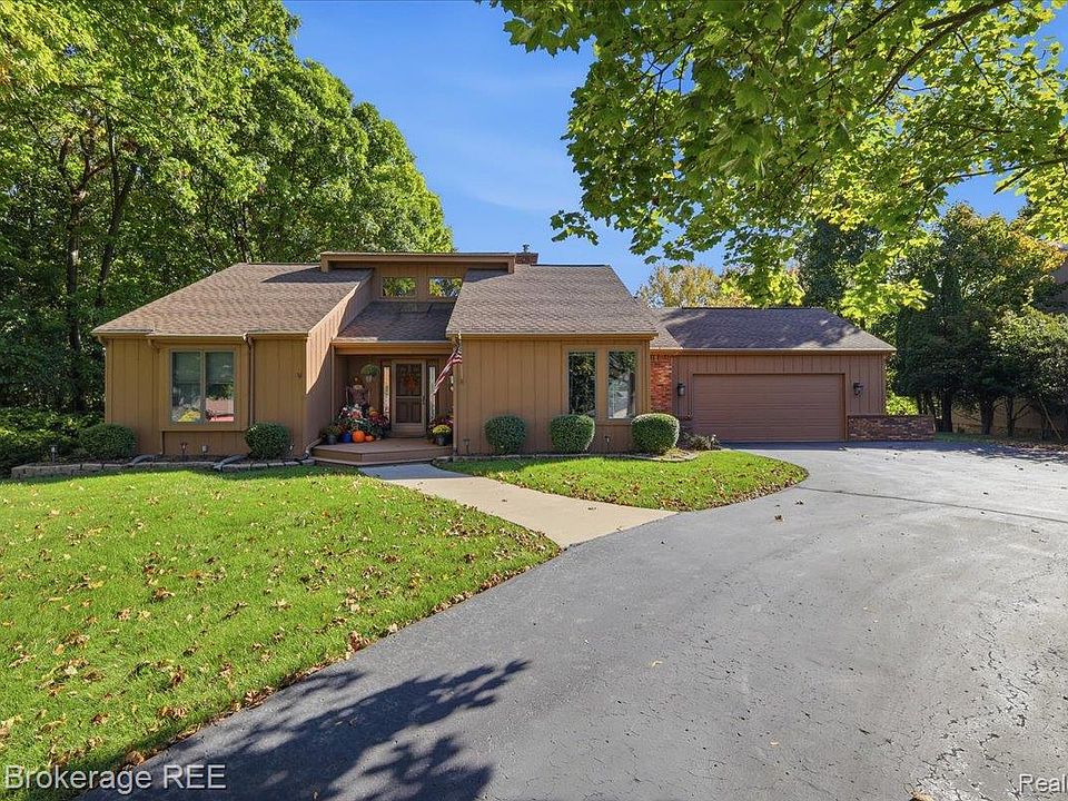 1st image of 6549 Deer Ridge Dr