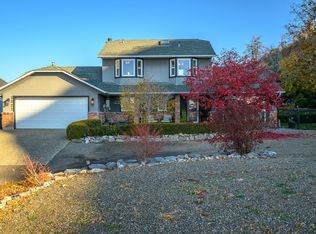 3221 Crosby Rd, Vernon, BC V1H 1A8