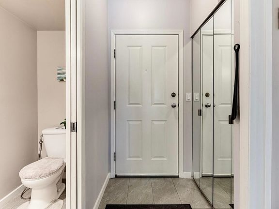 3rd image of 3188 Camosun St #204