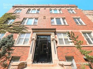 4240 S Calumet Ave APT 2N, Chicago, IL 60653