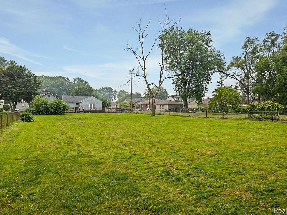 1759 E Elza Ave, photo 20