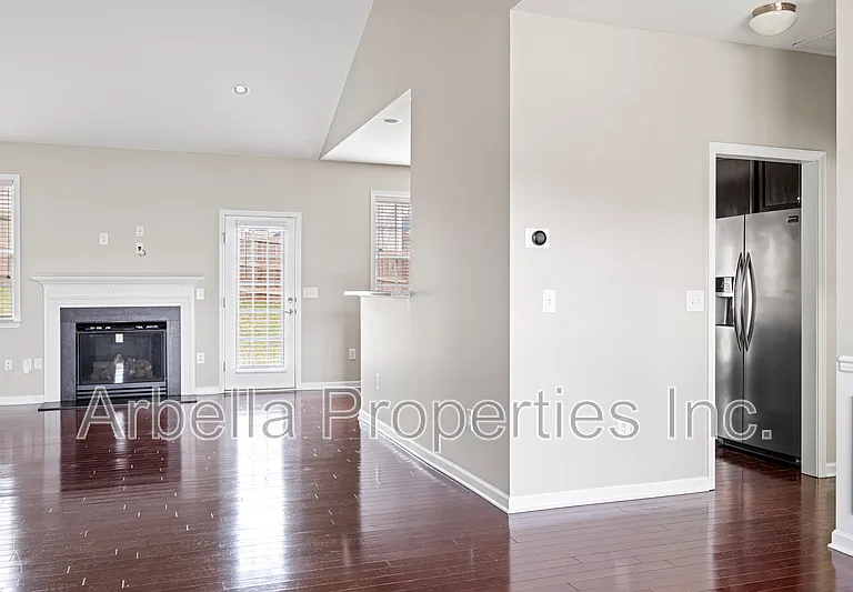 901 Hackney Rd — Photo 14