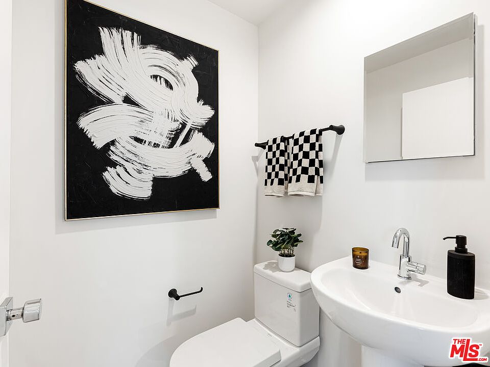 1st image of 222 N Coronado St #222