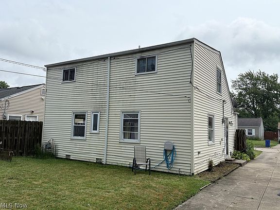 3rd image of 14448 Cleminshaw Rd
