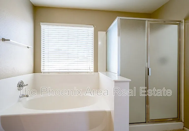 45992 W Dutchman Dr — Photo 37