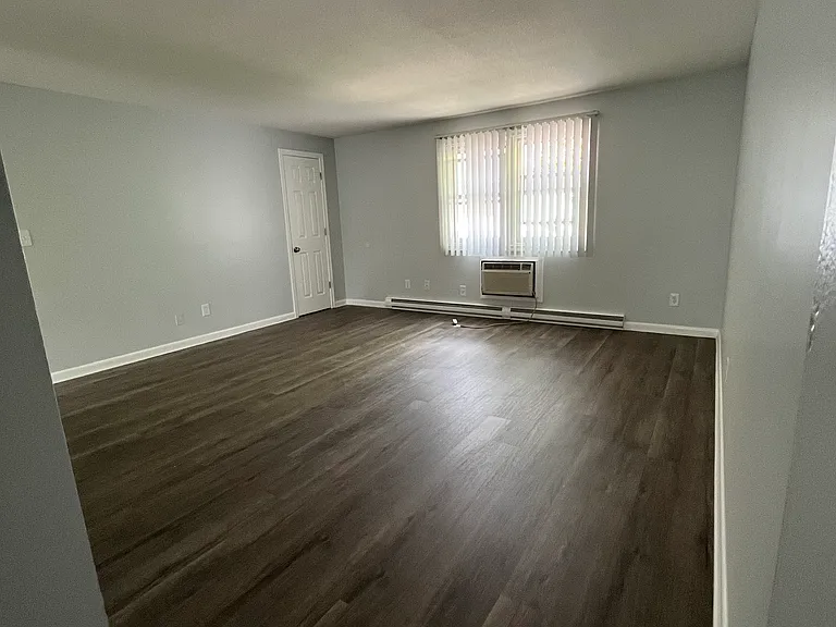 300 E Main St #1C — Photo 10