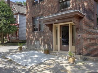 709 Pitt St APT 2R, Pittsburgh, PA 15221