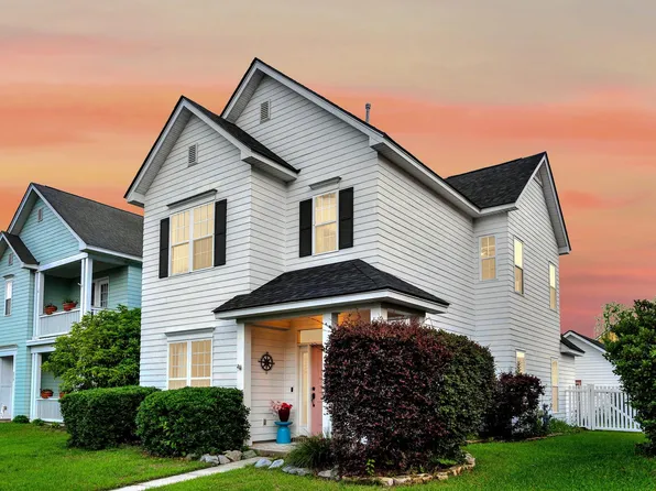 221 Trillium Ave, Summerville, SC 29483