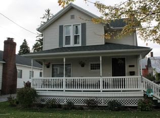 209 N Ottawa St, Saint Johns, MI