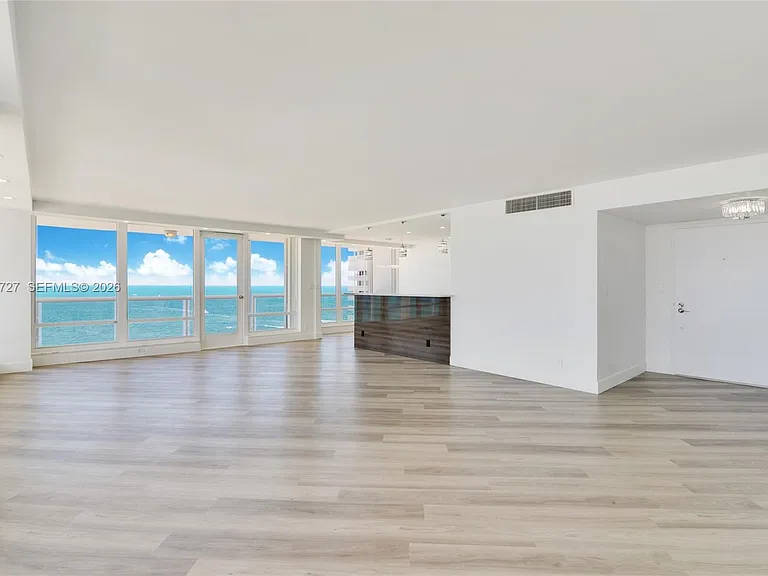 2100 S Ocean Ln #1912 — Photo 8
