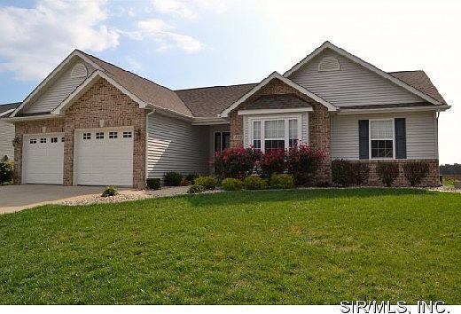 2nd image of 4850 Rockledge Trl