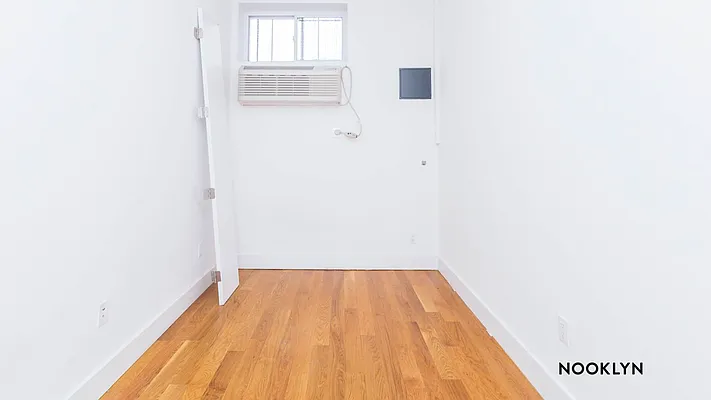 Rented by Nooklyn NYC LLC | media 24