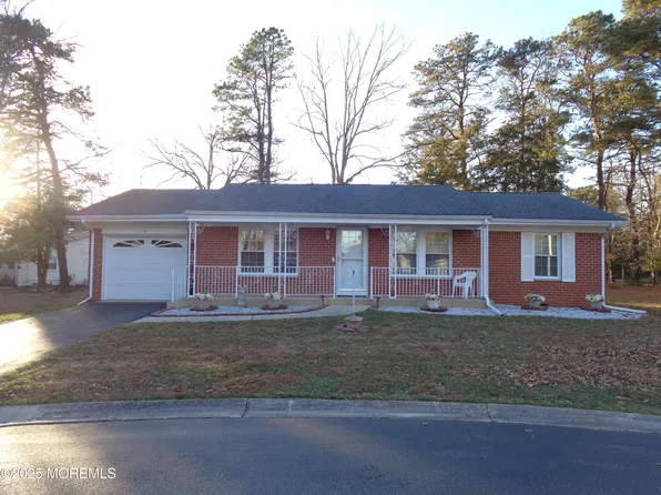 5 Mayflower Court, Whiting, NJ 08759